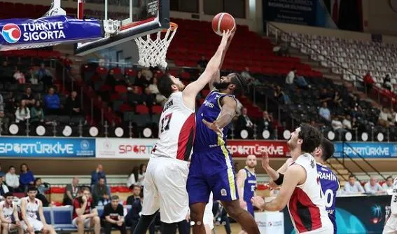 Kapaklıspor Gaziantep Basketbol’a farklı mağlup oldu 