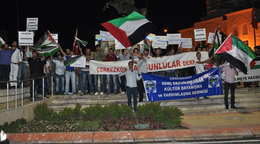 Çerkezköy Filistin için ayakta