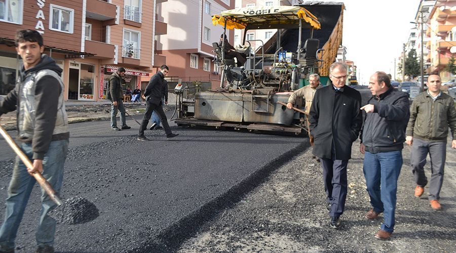 Başkan Ertem, asfalt çalışmalarını inceledi 
