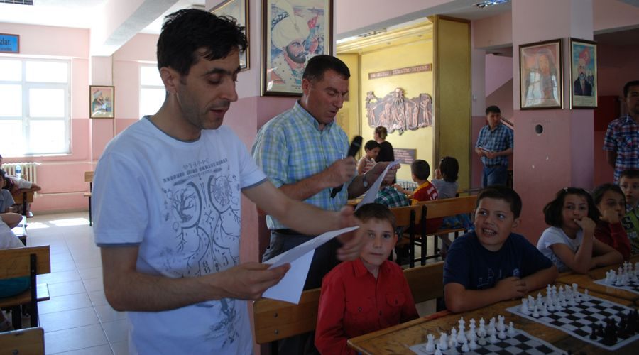 Öğrenciler arası satranç turnuvası düzenlendi 