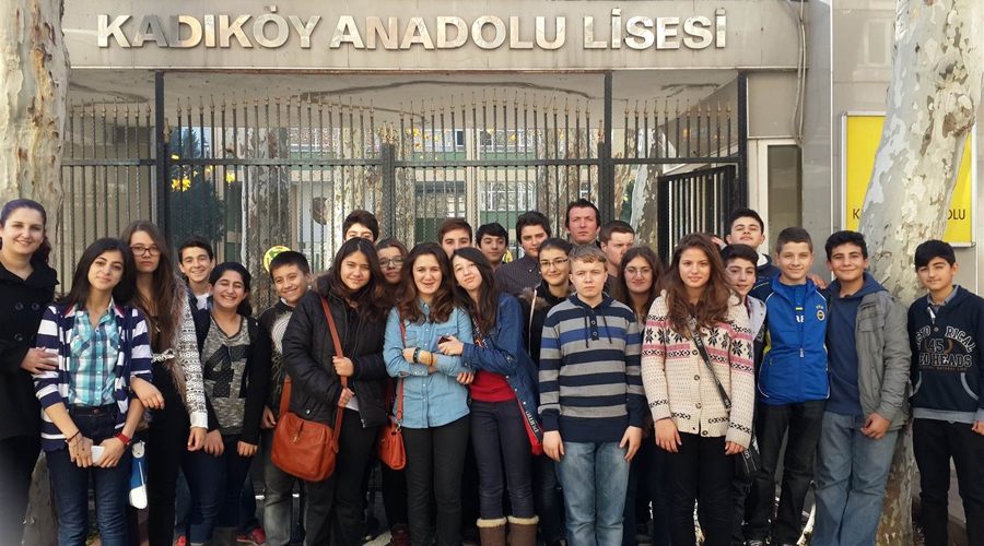  Gülerçin öğrencileri İstanbul’daki liseleri gezdi