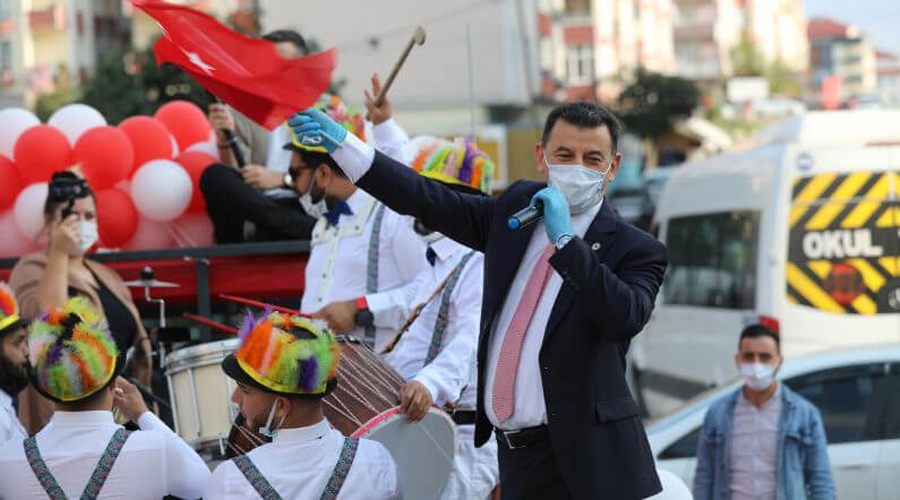 Kapaklı Belediyesi bayram coşkusunu sokaklara taşıdı