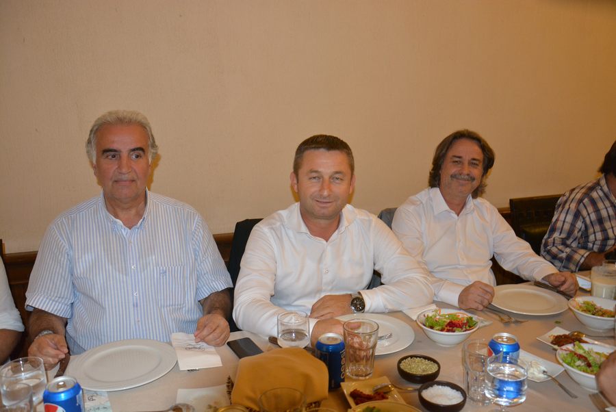 Çerkezköy TSO gazetecileri yemekte ağırladı