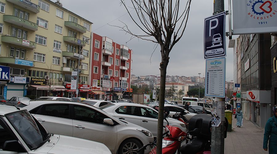 Çerkezköy caddelerinde paralel park başladı