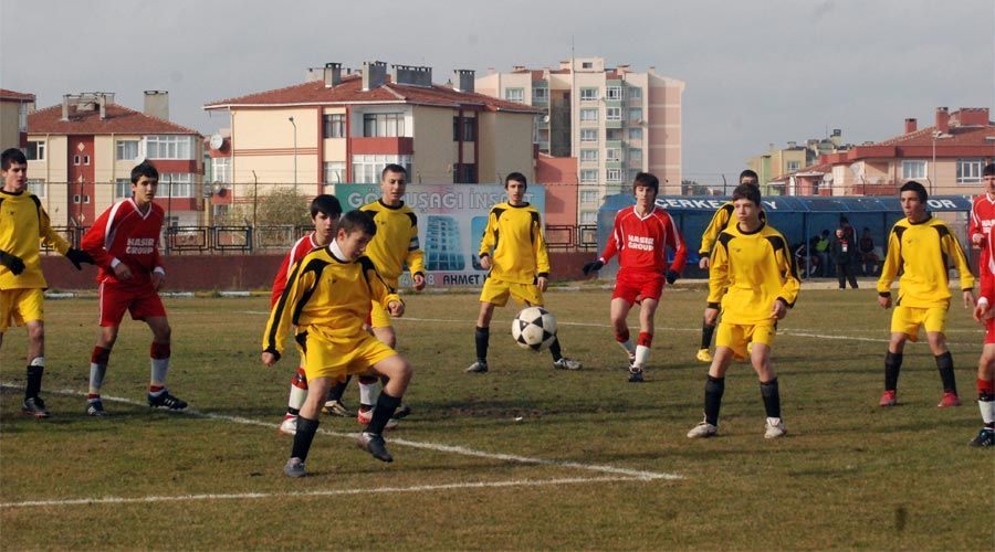 Sitespor’un gençleri Büyükyoncalıspor’a patladı 6-0 