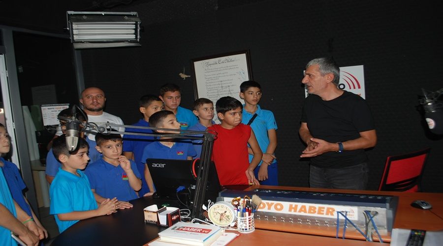 Azerbaycanlı sporculardan gazetemize sürpriz ziyaret