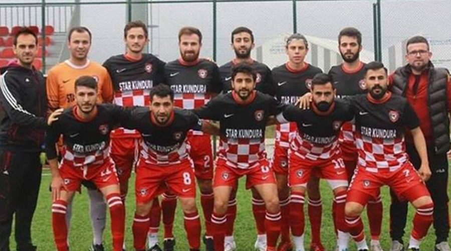 Kızılpınarspor şampiyonluk mücadelesini sürdürüyor