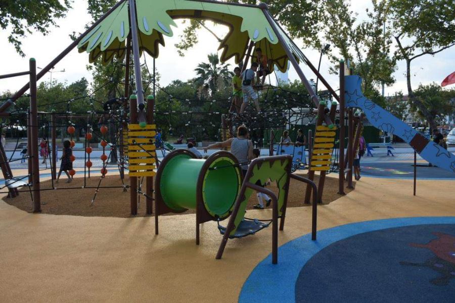 Şarköy’de çocuk parkları yenileniyor 