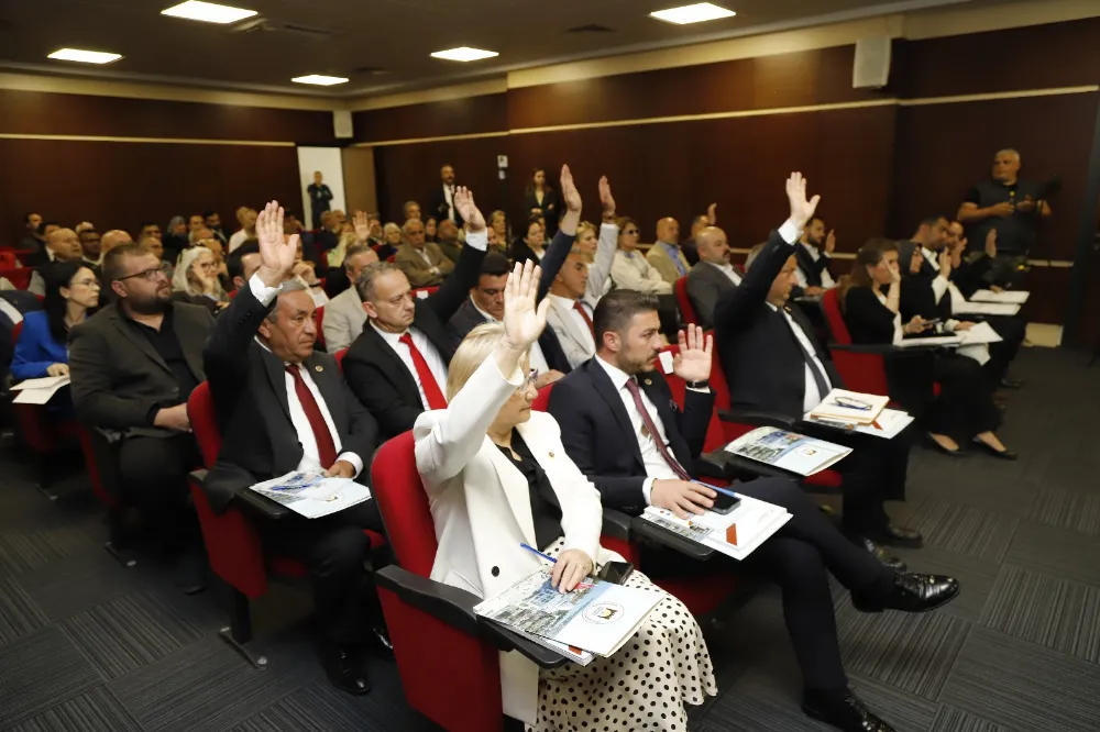 Marmaraereğlisi Belediye Meclisi yeni dönemin ilk toplantısını gerçekleştirdi 