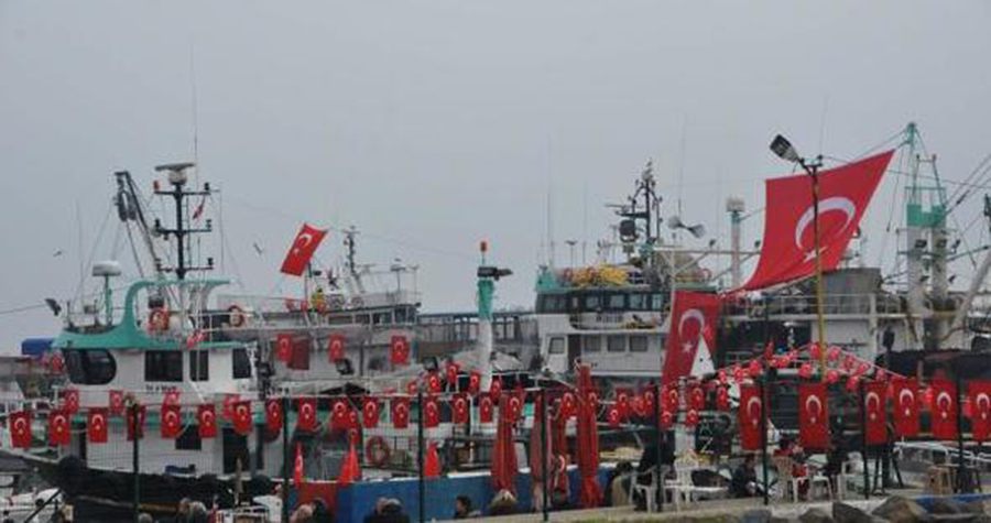 Tekirdağlı balıkçılardan Mehmetçiğe destek