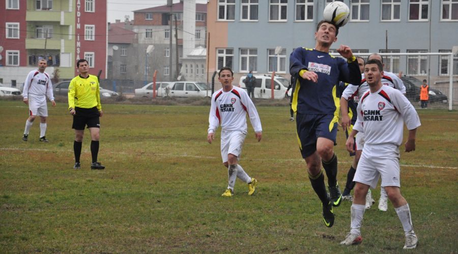 Kapaklıspor Yıldız Gençlikspor’u dört golle geçti  (4-0)  