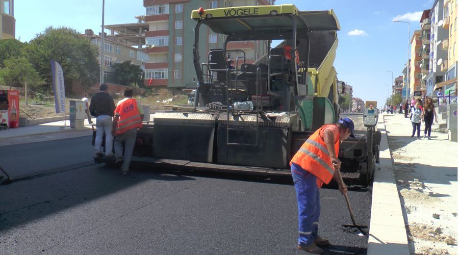 Çerkezköy’ün yolları asfaltlanıyor 